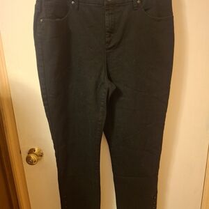 Chico's Black Slimming Jeans for Women In Size 2